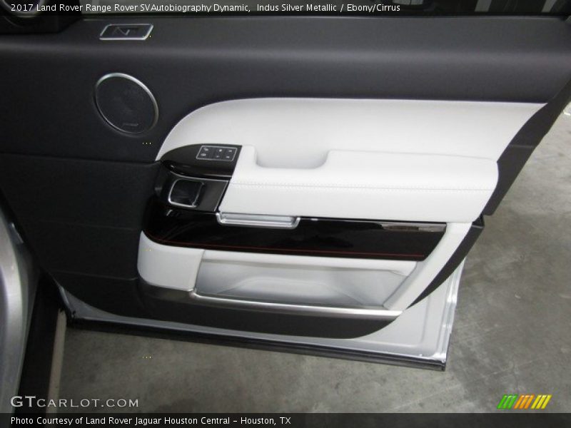 Indus Silver Metallic / Ebony/Cirrus 2017 Land Rover Range Rover SVAutobiography Dynamic