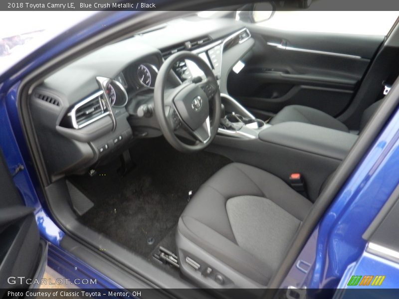Blue Crush Metallic / Black 2018 Toyota Camry LE