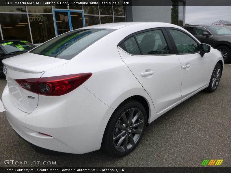 Snowflake White Pearl Mica / Black 2018 Mazda MAZDA3 Touring 4 Door