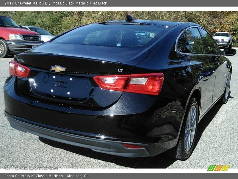 Mosaic Black Metallic / Jet Black 2017 Chevrolet Malibu LT