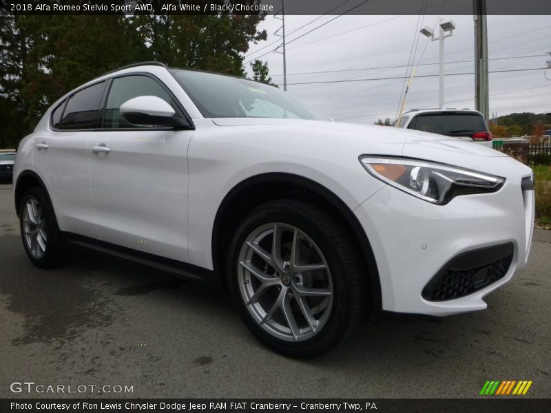 Alfa White / Black/Chocolate 2018 Alfa Romeo Stelvio Sport AWD