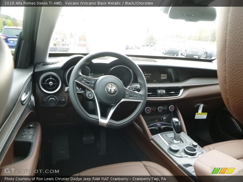  2018 Stelvio Ti AWD Black/Chocolate Interior