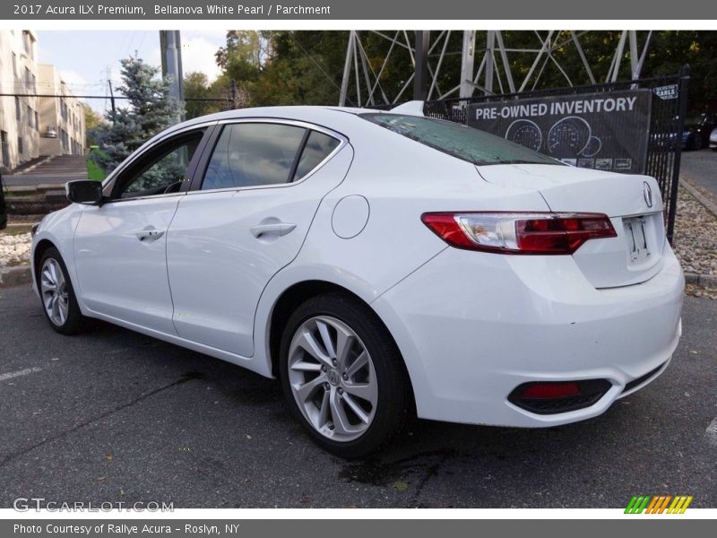 Bellanova White Pearl / Parchment 2017 Acura ILX Premium
