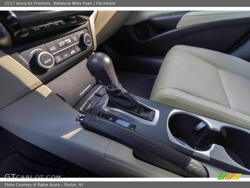 Bellanova White Pearl / Parchment 2017 Acura ILX Premium