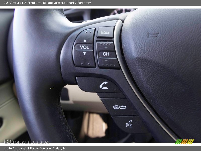 Bellanova White Pearl / Parchment 2017 Acura ILX Premium