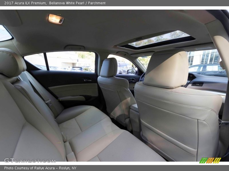 Bellanova White Pearl / Parchment 2017 Acura ILX Premium