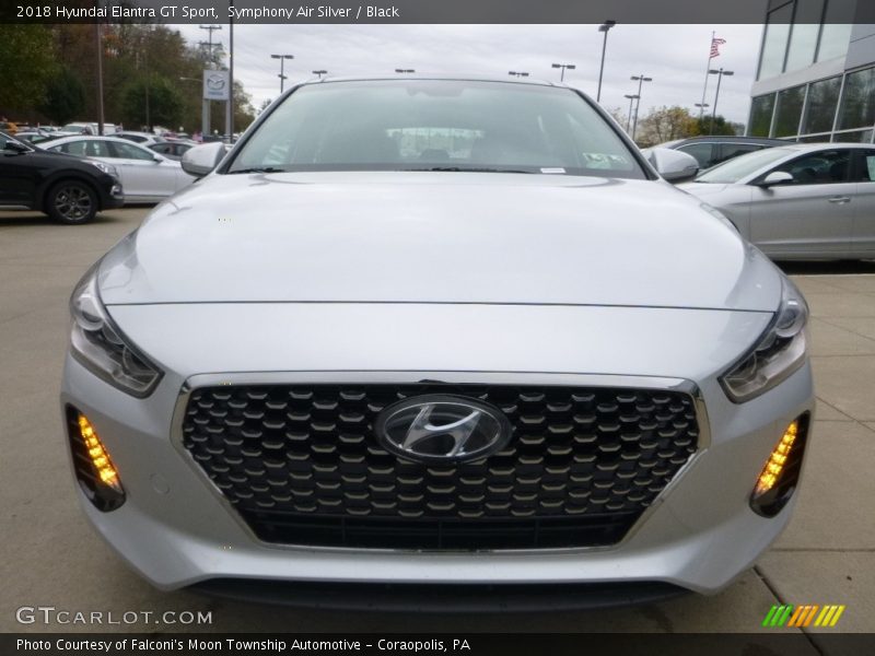 Symphony Air Silver / Black 2018 Hyundai Elantra GT Sport