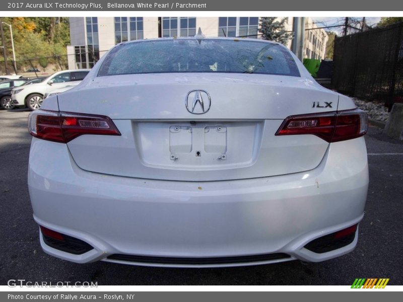Bellanova White Pearl / Parchment 2017 Acura ILX Technology Plus