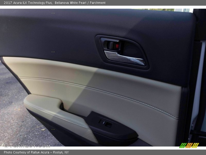 Bellanova White Pearl / Parchment 2017 Acura ILX Technology Plus