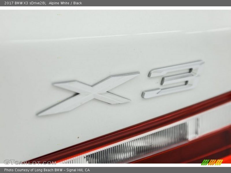 Alpine White / Black 2017 BMW X3 sDrive28i