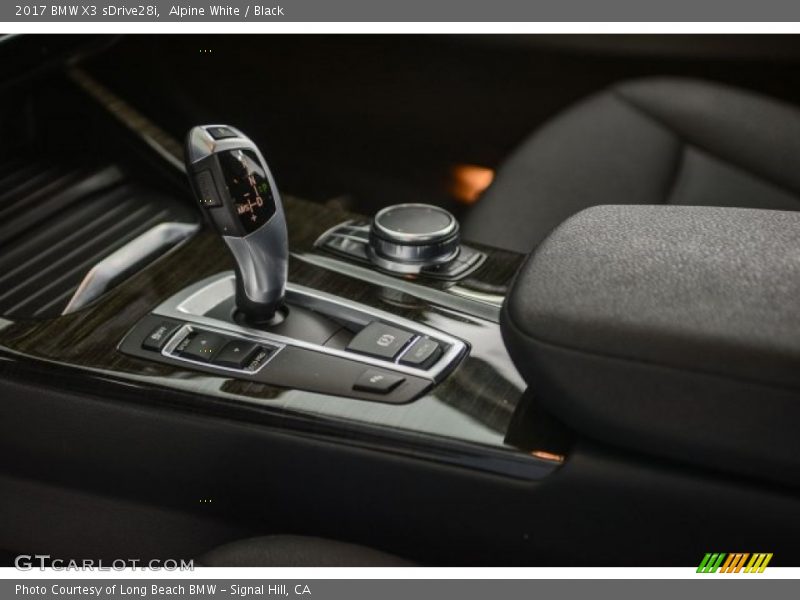 Alpine White / Black 2017 BMW X3 sDrive28i