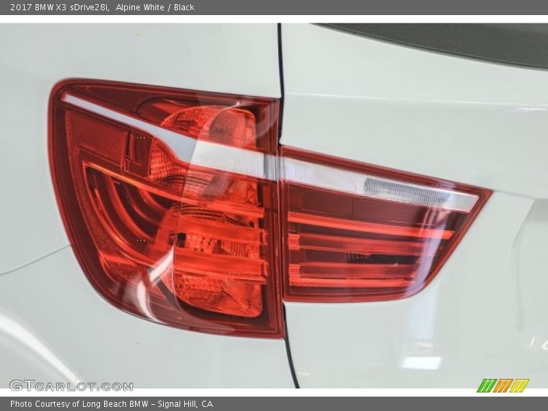 Alpine White / Black 2017 BMW X3 sDrive28i