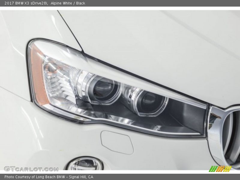 Alpine White / Black 2017 BMW X3 sDrive28i