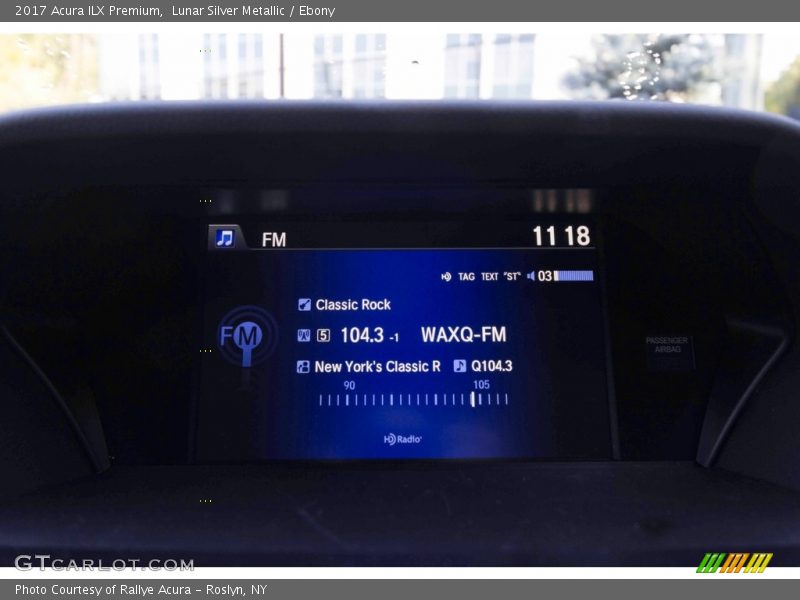 Lunar Silver Metallic / Ebony 2017 Acura ILX Premium