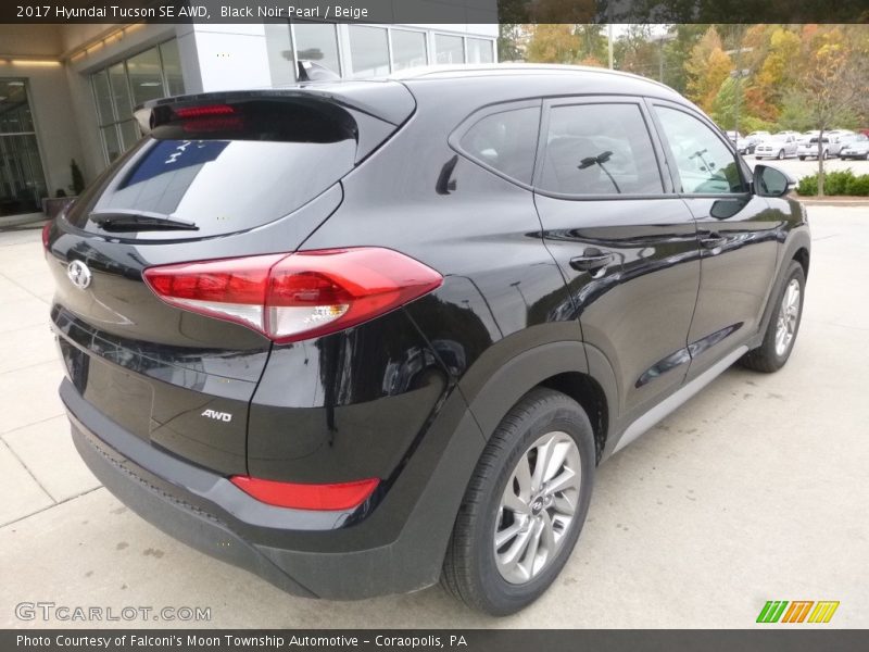 Black Noir Pearl / Beige 2017 Hyundai Tucson SE AWD