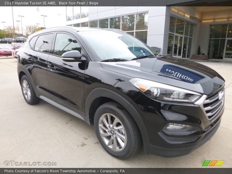 Black Noir Pearl / Beige 2017 Hyundai Tucson SE AWD