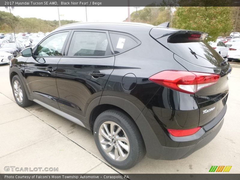 Black Noir Pearl / Beige 2017 Hyundai Tucson SE AWD