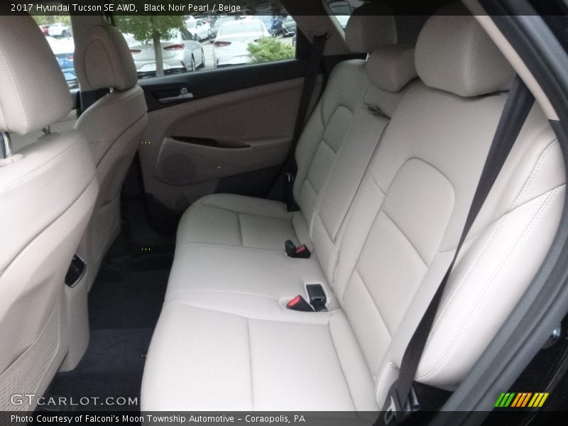 Black Noir Pearl / Beige 2017 Hyundai Tucson SE AWD
