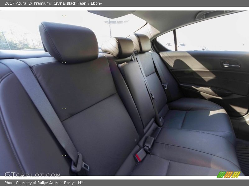 Crystal Black Pearl / Ebony 2017 Acura ILX Premium
