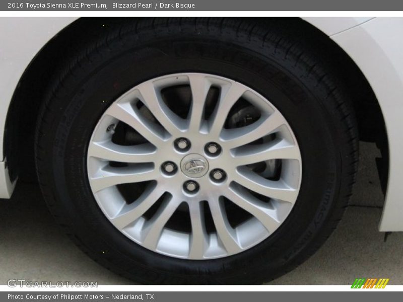 Blizzard Pearl / Dark Bisque 2016 Toyota Sienna XLE Premium