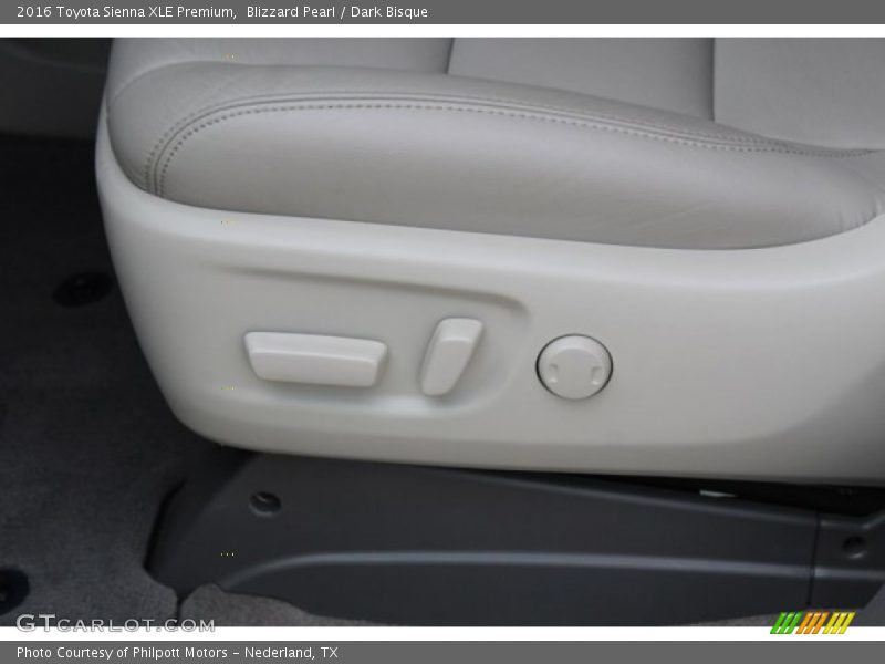 Blizzard Pearl / Dark Bisque 2016 Toyota Sienna XLE Premium