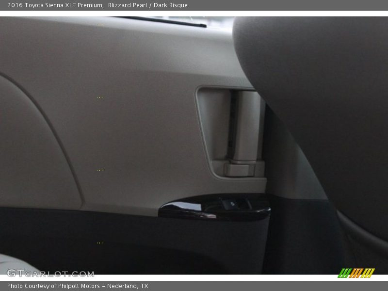 Blizzard Pearl / Dark Bisque 2016 Toyota Sienna XLE Premium
