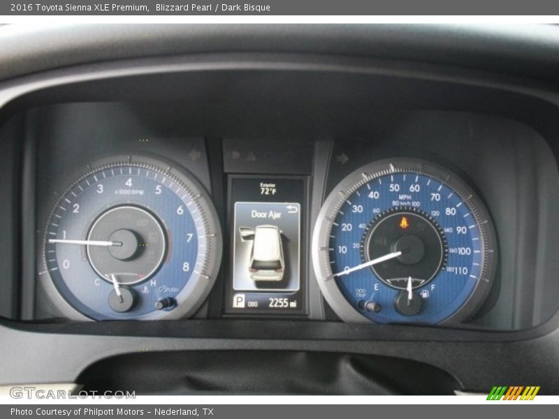 Blizzard Pearl / Dark Bisque 2016 Toyota Sienna XLE Premium