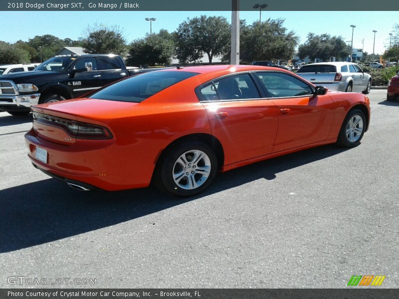 Go Mango / Black 2018 Dodge Charger SXT
