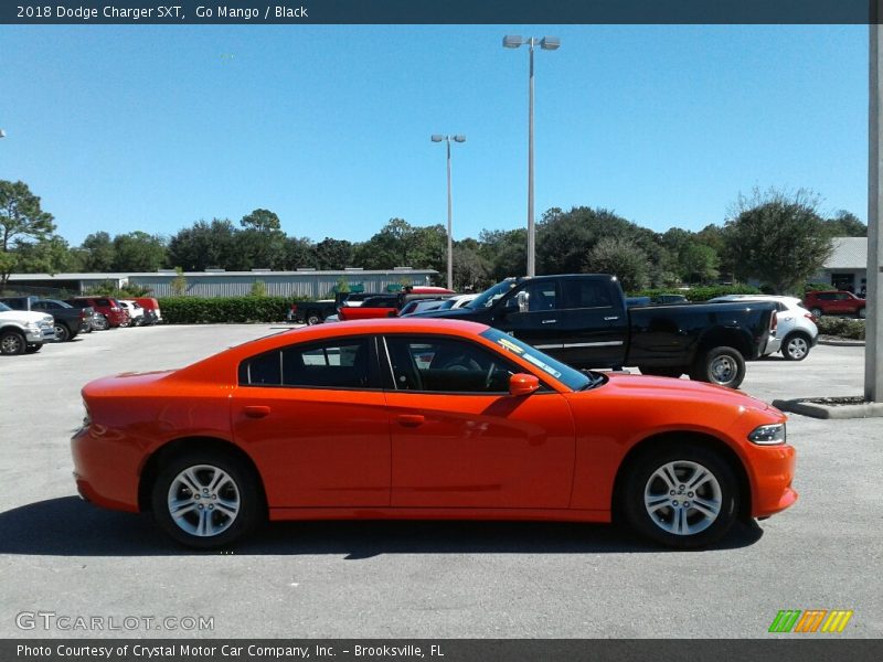 Go Mango / Black 2018 Dodge Charger SXT