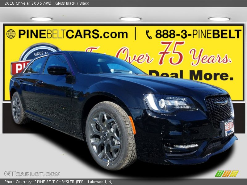 Gloss Black / Black 2018 Chrysler 300 S AWD