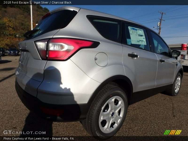 Ingot Silver / Charcoal Black 2018 Ford Escape S