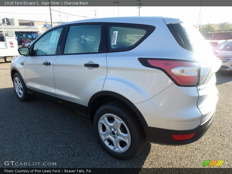 Ingot Silver / Charcoal Black 2018 Ford Escape S