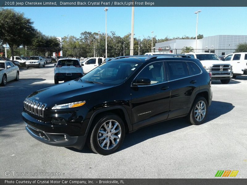 Diamond Black Crystal Pearl / Black/Light Frost Beige 2018 Jeep Cherokee Limited