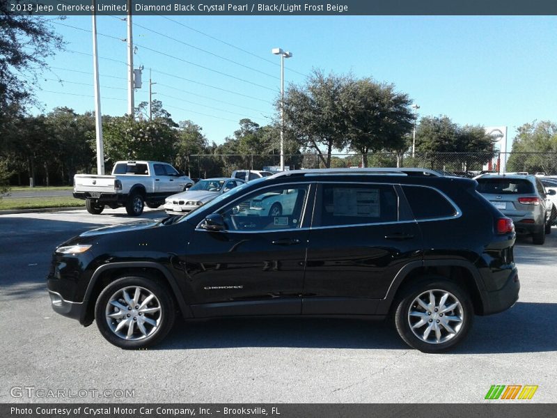 Diamond Black Crystal Pearl / Black/Light Frost Beige 2018 Jeep Cherokee Limited