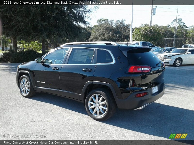 Diamond Black Crystal Pearl / Black/Light Frost Beige 2018 Jeep Cherokee Limited