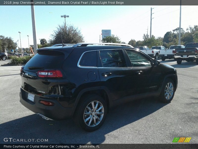Diamond Black Crystal Pearl / Black/Light Frost Beige 2018 Jeep Cherokee Limited