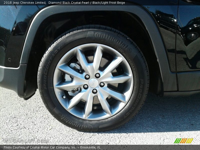 Diamond Black Crystal Pearl / Black/Light Frost Beige 2018 Jeep Cherokee Limited