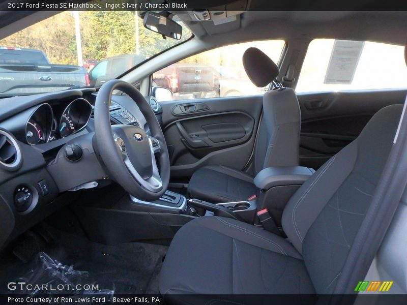Ingot Silver / Charcoal Black 2017 Ford Fiesta SE Hatchback