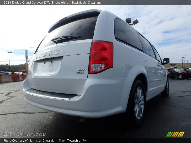 Bright White / Black/Light Graystone 2014 Dodge Grand Caravan SXT