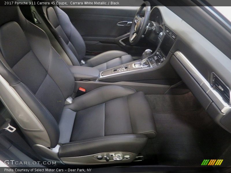 Front Seat of 2017 911 Carrera 4S Coupe