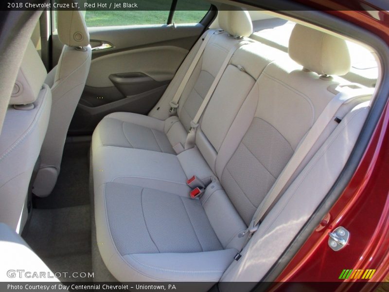 Red Hot / Jet Black 2018 Chevrolet Cruze LT