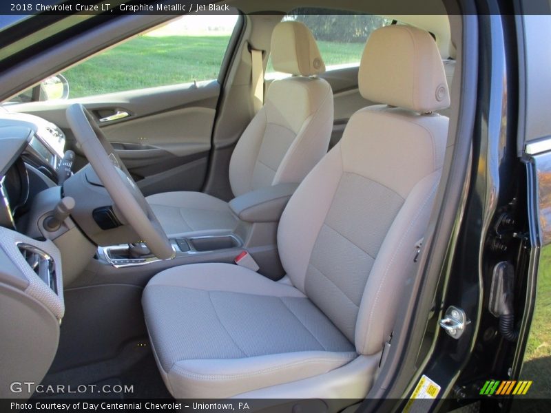 Graphite Metallic / Jet Black 2018 Chevrolet Cruze LT