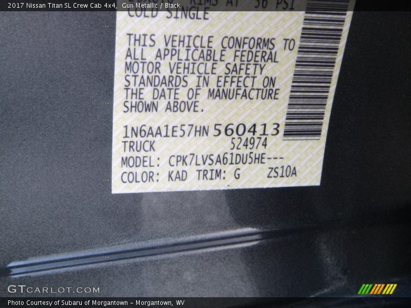 Gun Metallic / Black 2017 Nissan Titan SL Crew Cab 4x4
