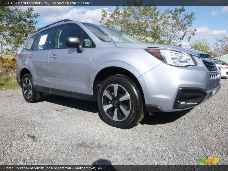 Ice Silver Metallic / Black 2018 Subaru Forester 2.5i