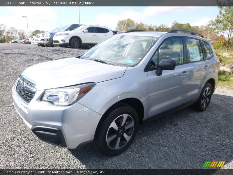 Ice Silver Metallic / Black 2018 Subaru Forester 2.5i