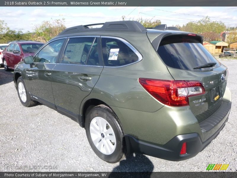 Wilderness Green Metallic / Ivory 2018 Subaru Outback 2.5i Premium