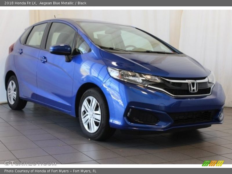 Front 3/4 View of 2018 Fit LX