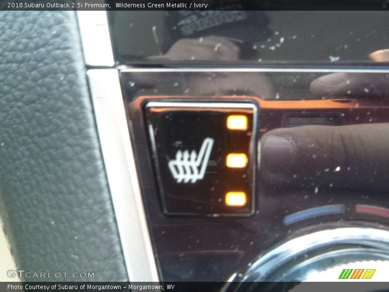 Wilderness Green Metallic / Ivory 2018 Subaru Outback 2.5i Premium