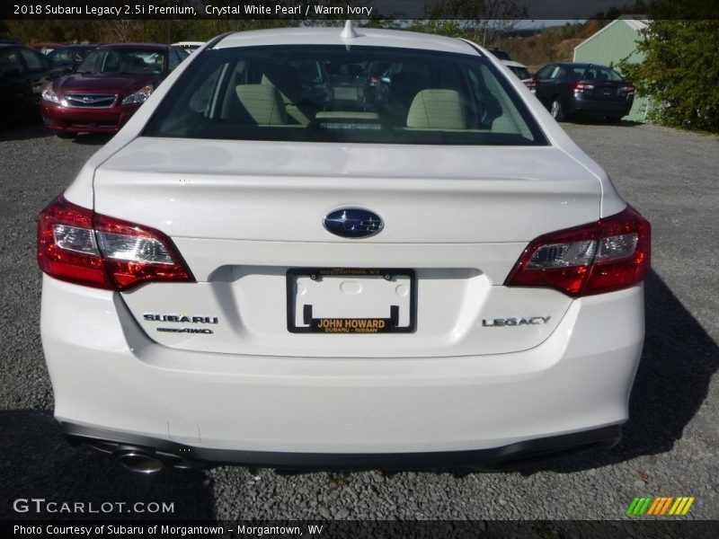 Crystal White Pearl / Warm Ivory 2018 Subaru Legacy 2.5i Premium