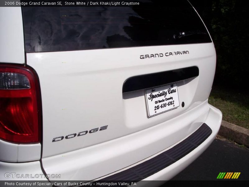 Stone White / Dark Khaki/Light Graystone 2006 Dodge Grand Caravan SE